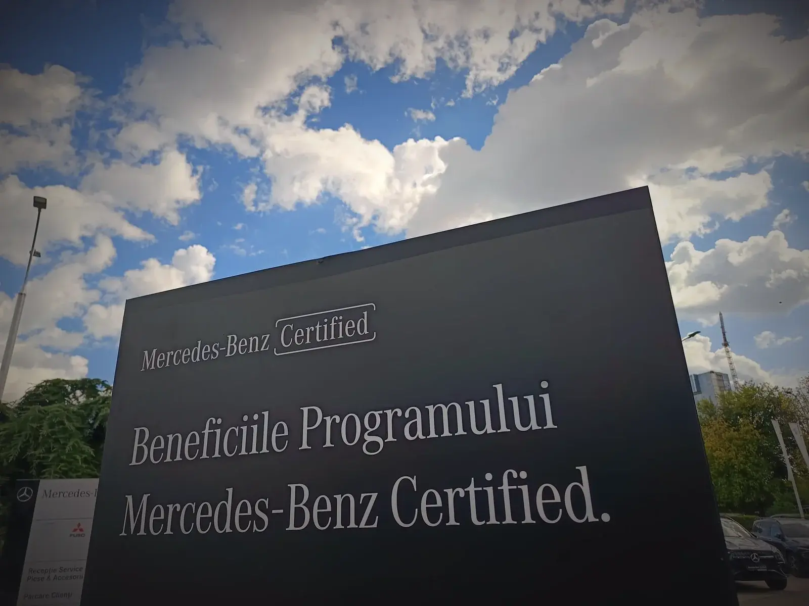 Mercedes-Benz Certified – panou (1 din 2)